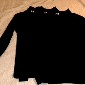 Under Armour Mens long sleeved turtle neck shirt